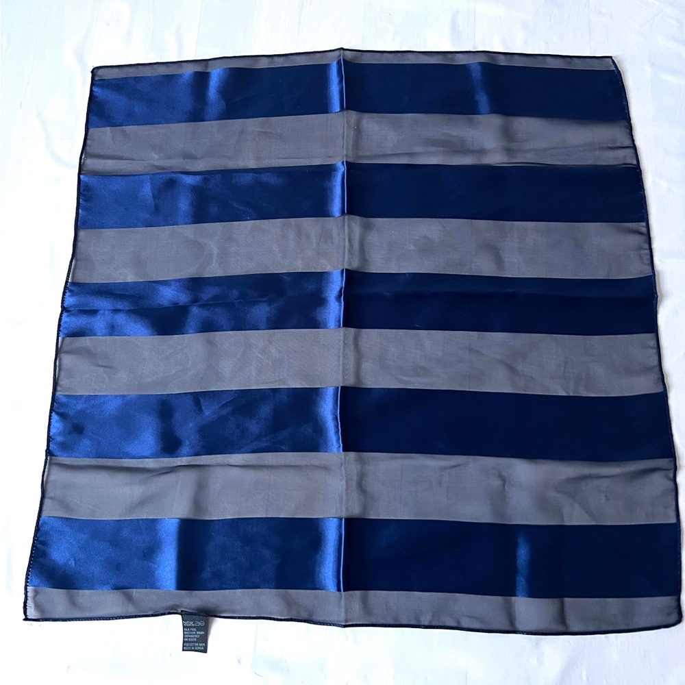 Vintage Blue and Charcoal Grey Sheer Satin Striped Square Scarf 21 × 21 nWOT